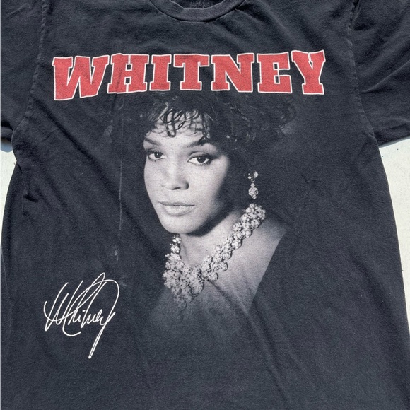 Women's Whitney Houston T-Shirt Black Spell-Out Photo M 90s R&B Icon Y2K - Picture 2 of 11